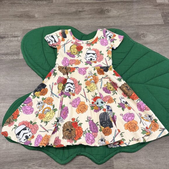 Wild Rich Kids Girls 5/6 Star Wars Floral Short Sleeve Twirl Dress - Picture 1 of 4